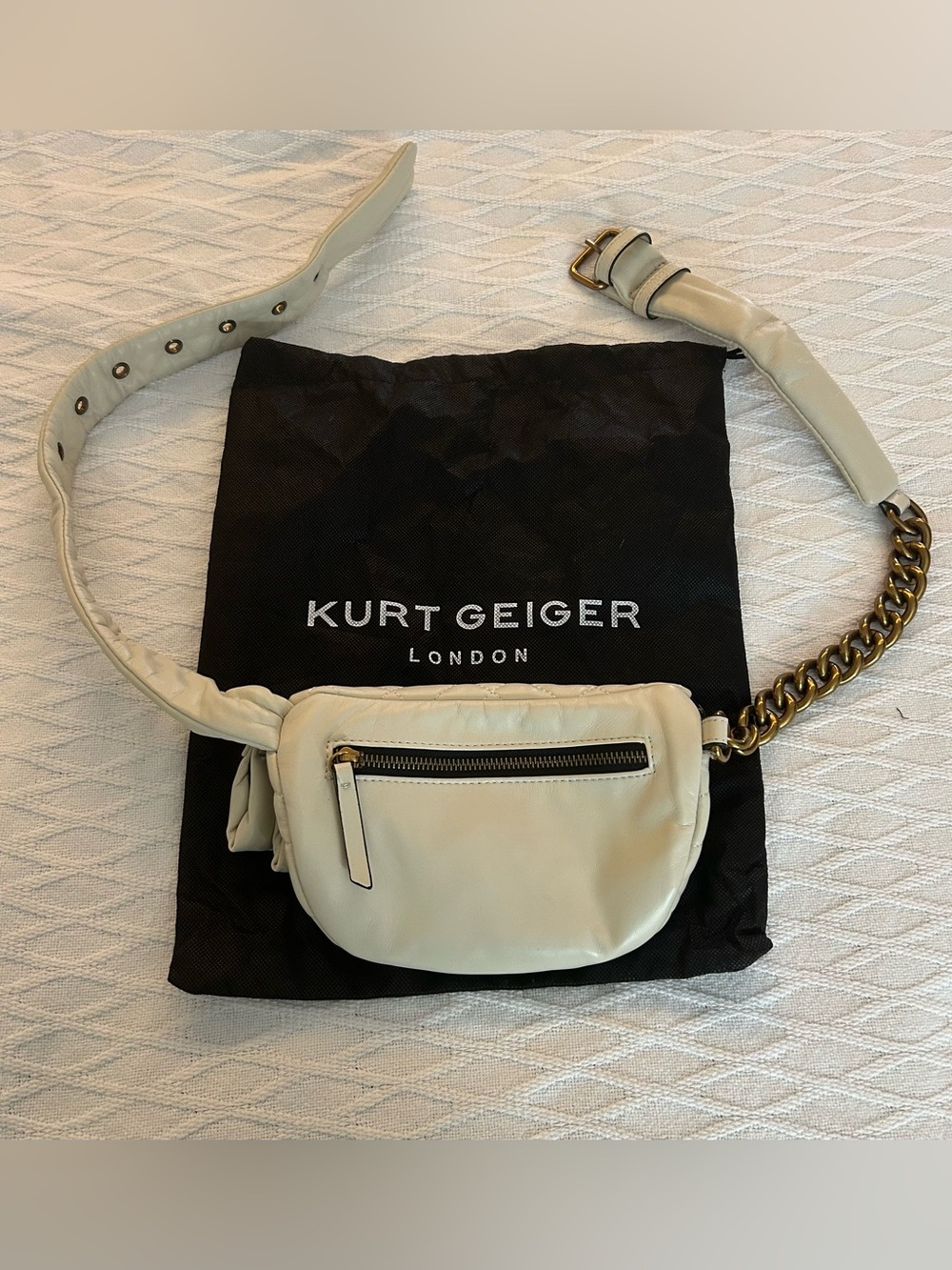 Kurt Geiger Cream Quilted Mini Belt Bag with Gold Plate - Picture 3 of 4